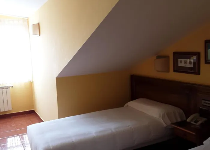 Otel Marques De La Moral Naveces