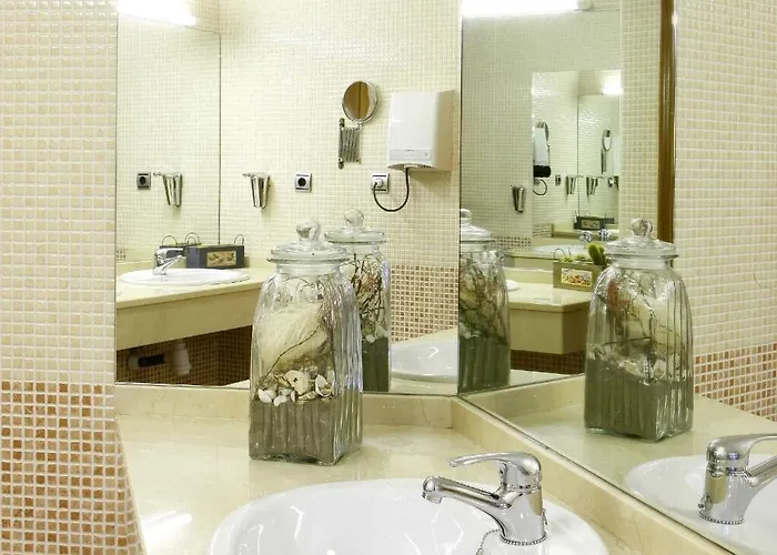 Marques De La Moral Otel