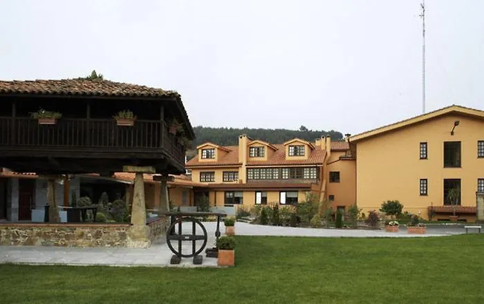 Marques De La Moral 3* Naveces