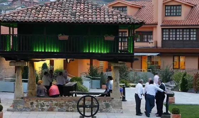 Marques De La Moral Otel