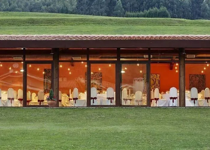 Marques De La Moral Otel Naveces