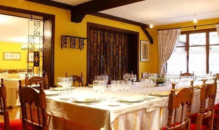 Marques De La Moral Otel