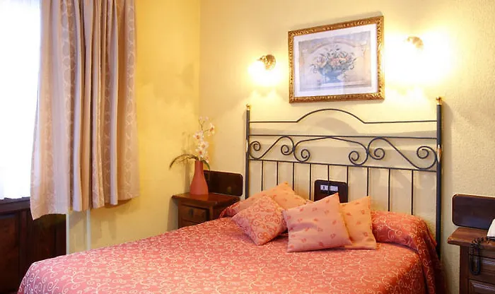 Marques De La Moral 3* Naveces