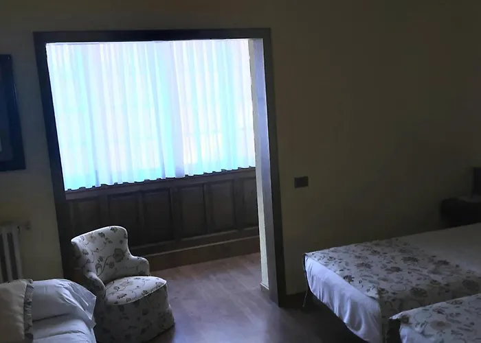 Marques De La Moral Otel Naveces